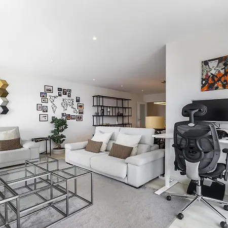 Whome Family - Urban Retreat With Parking, Ac, Elevator In Great Location 公寓 Lisboa