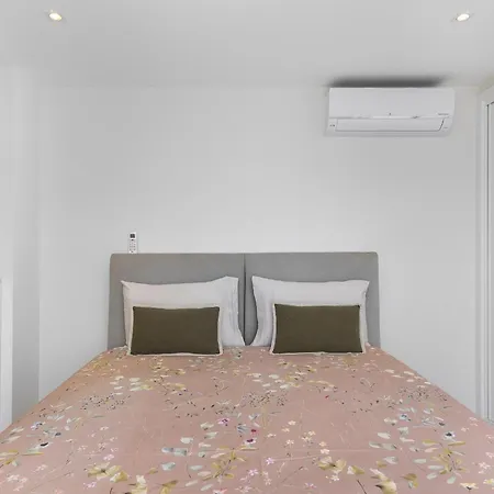 Whome Family - Urban Retreat With Parking, Ac, Elevator In Great Location * Lisboa