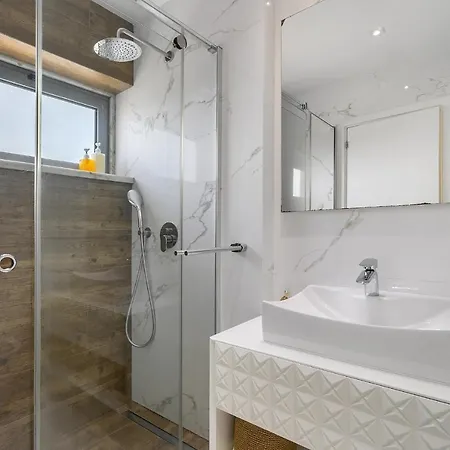 アパート Whome Family - Urban Retreat With Parking, Ac, Elevator In Great Location